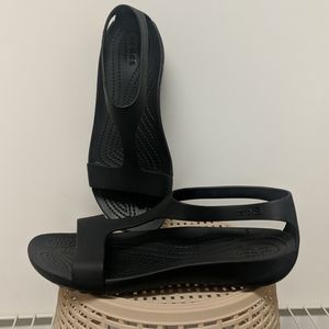 Women's Crocs Serena Sandal Black 7 M